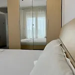 Seaview Apartment *